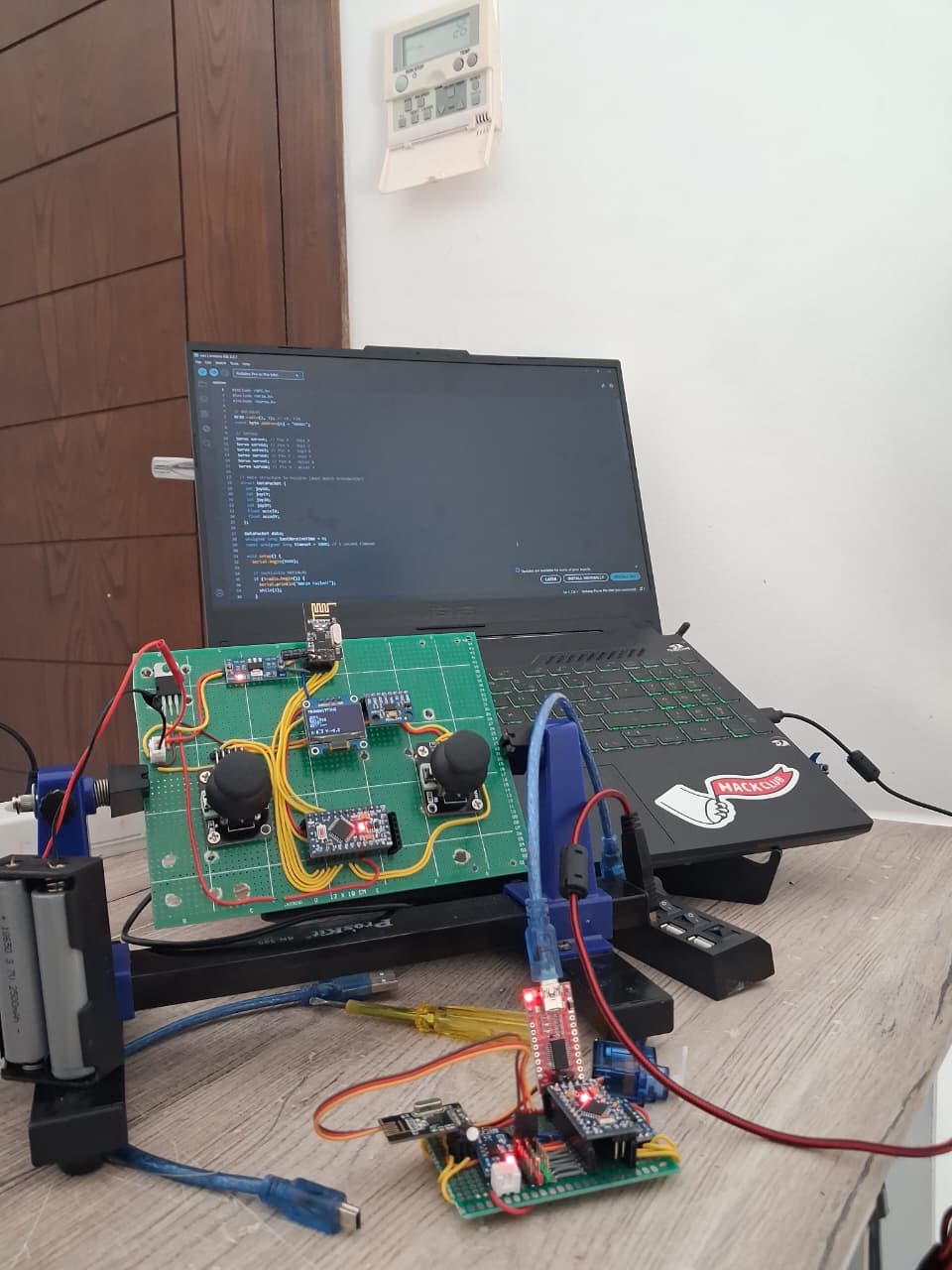 e2e51efa-bb0a-4d69-8446-aa4eabaddbeb