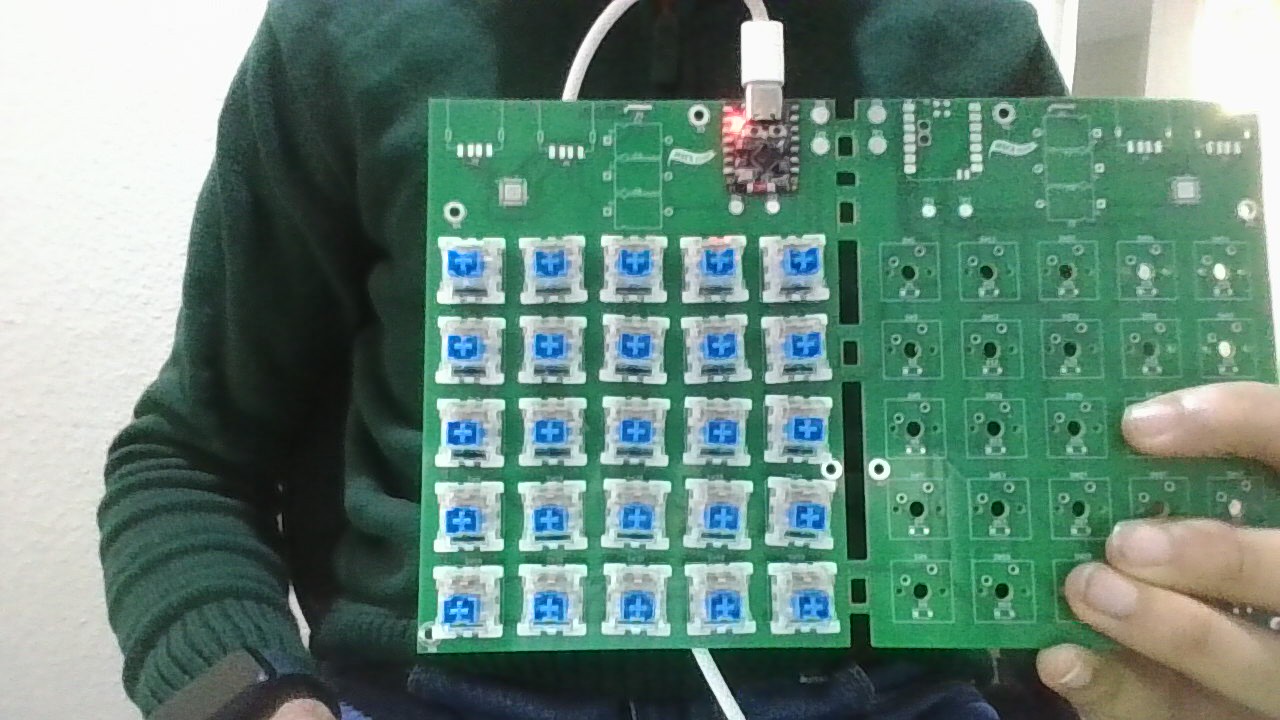 WIN_20251103_14_10_10_Pro